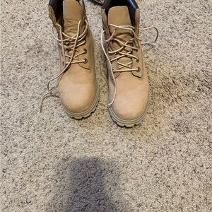 Timberland  Tan Lace-Up Boots